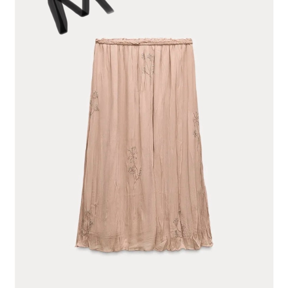 Elegant Tan Skirt